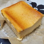 長谷川 稔 - お土産　チーズケーキ