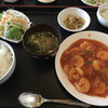 Kazuki - エビチリ定食。８４０円。