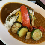 村民食堂 - 季節限定 たっぷり野菜のよくばりカレー