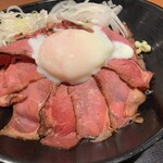 和食さと - ローストビーフ丼（倍盛・ご飯大盛り）…898+400=1298円+税