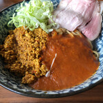 ラーメン イッケン - キーマカレーから湯気が上がってます。