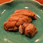 馳走 山傳 - 穴子飯蒸しの手前には鱧の肝が！