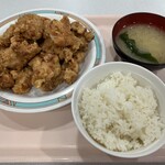 札幌開発建設部食堂 - メガザンタレ定食、520円