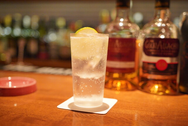 AUTHENTIC STYLE BAR photo 3