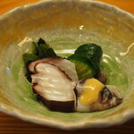寿司・割烹 かぶら - おまかせミニ会席 芽生（酢の物：蛸、とり貝）