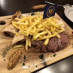 魔術師の肉料理とワイン ミスターヨーロッパ - 