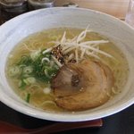 颯天 - 鶏がらラーメン　ランチタイム５００円　（２０１２年６月現在）
