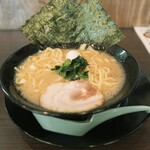 Yokohama Iekei Ramen Ichi Yonya - 