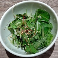 焼肉&手打ち冷麺 二郎 KANAYAMA - ◆二郎サラダ◆♪
