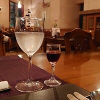 那須イートイット 和牛 - 食前のノンアルコールワイン
