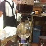 カリーナ - 店内のサイフォン