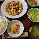 伊藤旅館　おうちごはん  - 料理写真:日替わり定食８８０円