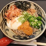 Soba To Washoku Mugifuku - ねばねば食材がてんこ盛りでかなり美味しかった、ねばねばたっぷりとろろそば