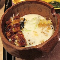 うなぎのしろむら - そして「うなとろ重」。