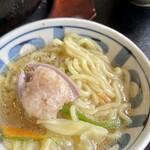 はうでい亭 - ホルモンと麺　アップ