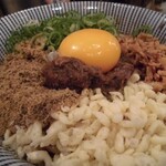 下品なぐらいダシのうまいラーメン屋 - 