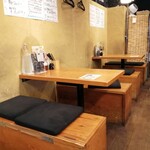 Sakana To Sake Hanatare - 店内