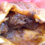 シュクルヴァン - 牛肉ゴロゴロカレーパンの中