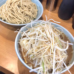ラーメン二郎 - 着丼
