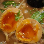 麺処 と市 - 味玉ちゃーしゅーめん（味玉）