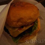 Cafe＆Diner KHB - チーズバーガー