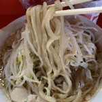 ラーメン二郎 三田本店 - 麺リフト　デロデロ