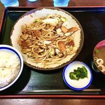 みくら - 味噌焼きうどん定食¥830