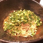 汁なし担担麺専門 キング軒 - 相変わらずの安定感！辛さ4    ¥630     小ライス ¥50
            by zooさんの美食胃酸