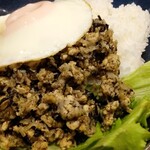 沖縄バル hana-hana - 鶏肉たっぷり！