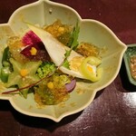 りょうりや 御旅屋 - 二十品目の野菜サラダ仕立て へしこソース