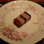 ラチュレ - フォアグラのプチテリーヌ