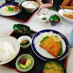 富士食堂 - アジフライ定食