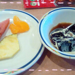 Suteki Gasuto - デザートにいただいたスイカが冷えてて美味しかった.ﾟ+.(´∀｀*).+ﾟ.
