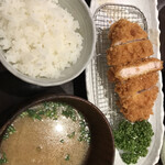 とんかつ和幸 匠庵 - ロースのランチ