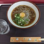 Tachigui dokoro soba udon bonchi - 「月見そば」350円。