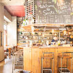 炭焼きワイン酒場 Sante - 全景