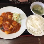 崑崙山飯店 - 