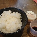 Kohikiya - ご飯、温泉玉子セット 220円