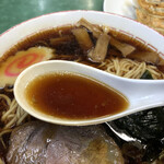 大橋屋食堂 - 真っ黒なスープ