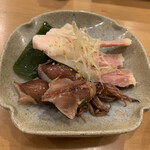 鮨 かんび - 長崎産ミンク鯨の胸肉とホタルイカ