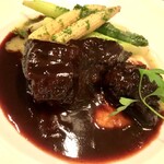 ■Japanese black beef cheek stew in red wine, mashed potatoes and warm vegetables
