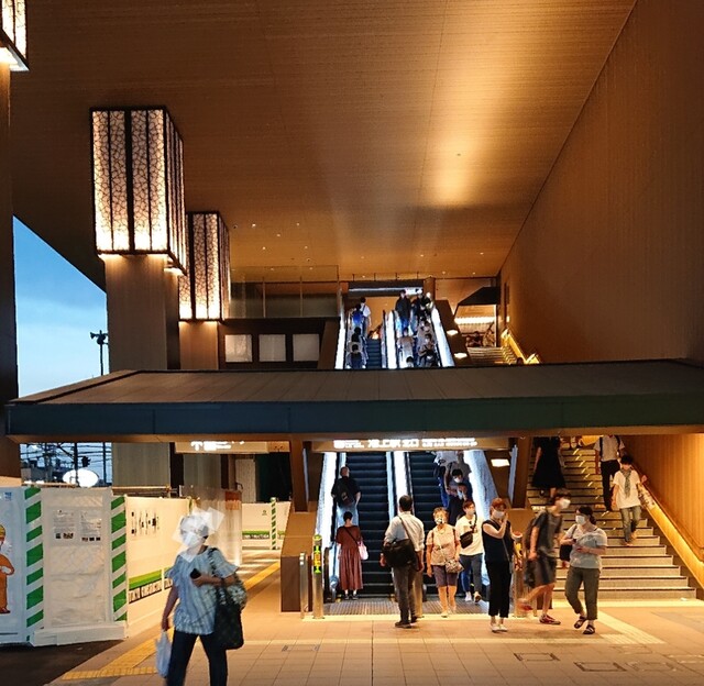 池上駅が橋上駅舎化されていてびっくり すぐ横のケンタッキーで買うのはやはりレッドホットチキンです By Schnitzel ケンタッキーフライドチキン 池上店 池上 レストラン その他 食べログ