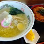ソラトツキ - 料理写真:塩ラーメン