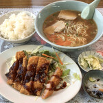 Sendai Hanten - カツラーメン定食