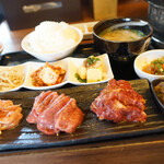 大衆炭火焼肉ジンギスカン ホルモン酒場 風土. - 