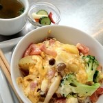 フォーティーファイブカフェ - 洋風玉子丼