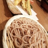 自家製粉石臼挽きうどん 青空blue 本店 - 