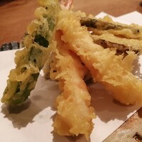 自家製粉石臼挽きうどん 青空blue 本店 - 