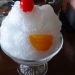 クローバーハウス  - 小サイズのかき氷320円