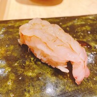 三宿の鮨 えん 別邸 - ボタンエビ２尾の昆布締め